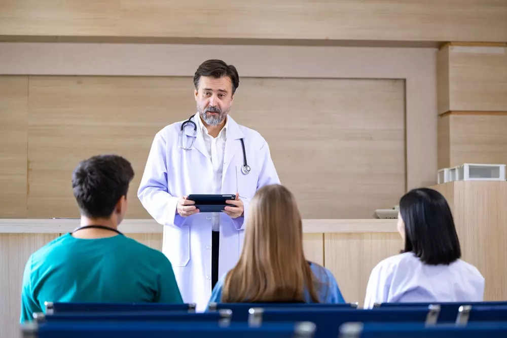 Cosa succede dopo il conseguimento della laurea in Medicina?